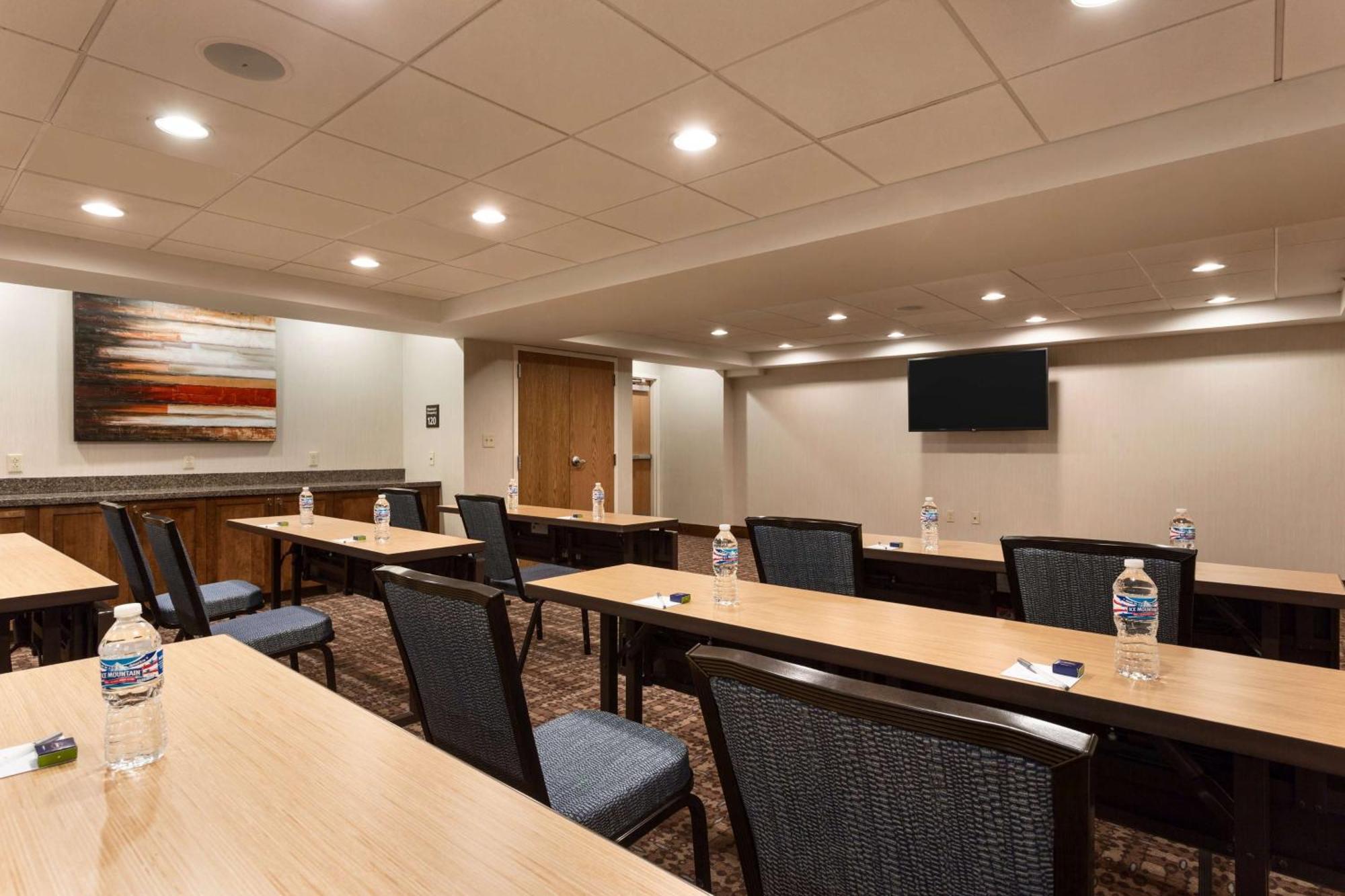 Hampton Inn And Suites Clayton/St. Louis-Galleria Area Exteriér fotografie