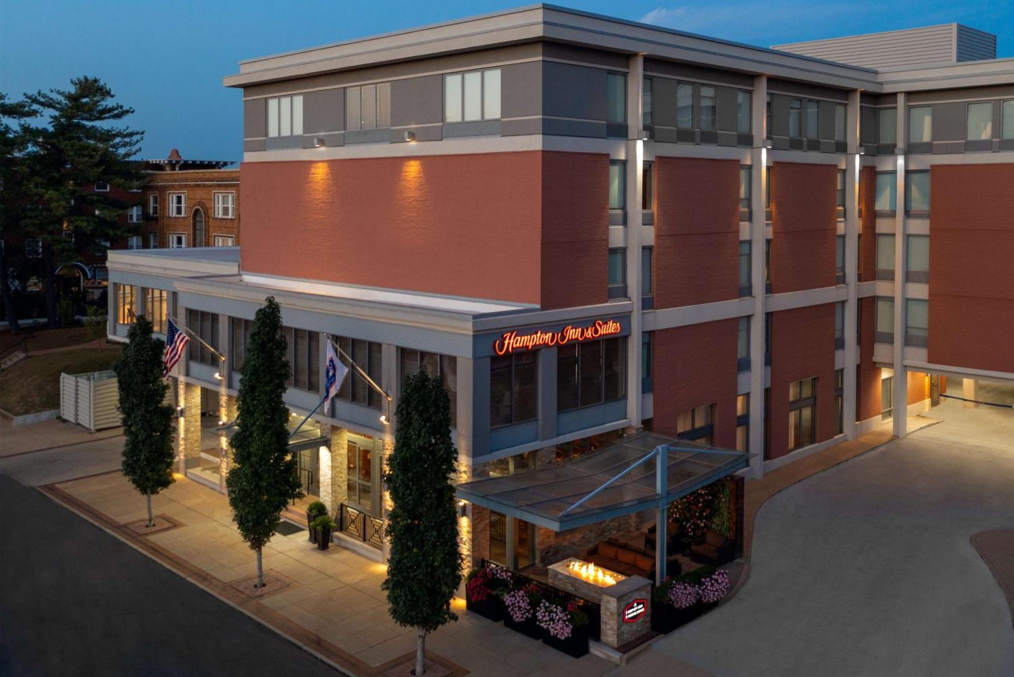 Hampton Inn And Suites Clayton/St. Louis-Galleria Area Exteriér fotografie